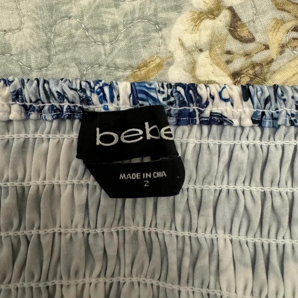 Bebe Ring Detail Printed Halter Top 2 - Picture 5 of 12